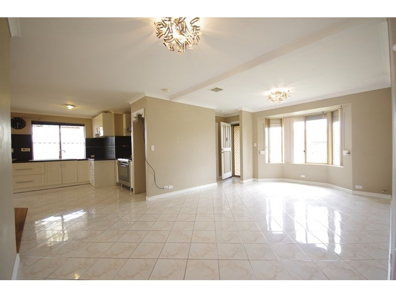 22 Desault Cove, Ballajura WA 6066