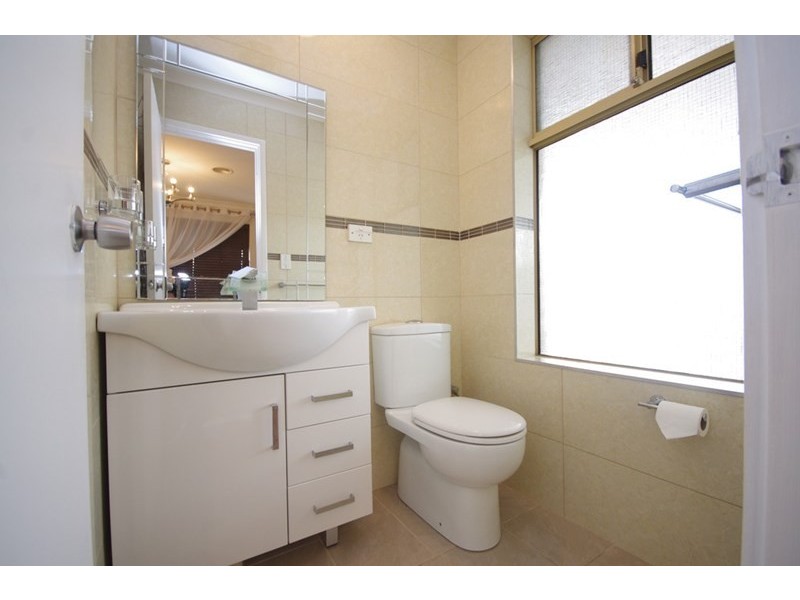 22 Desault Cove, Ballajura WA 6066