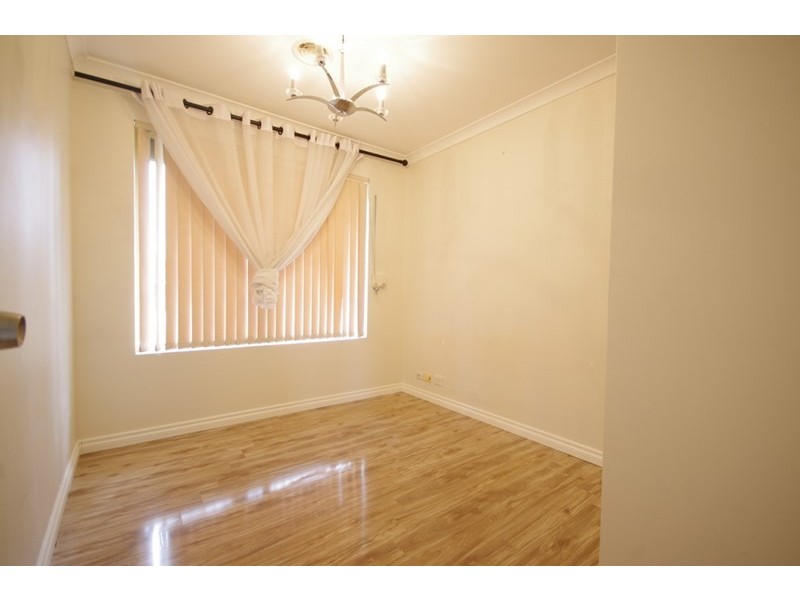 22 Desault Cove, Ballajura WA 6066