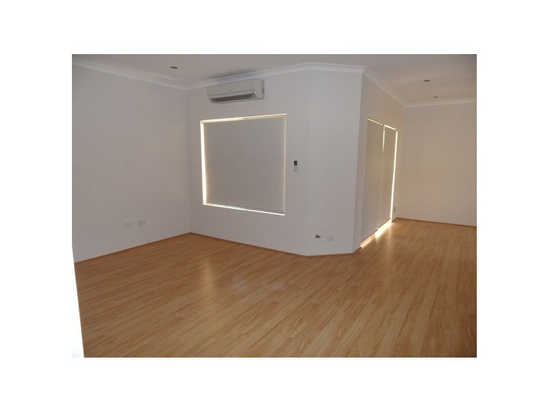 17B Findon Crescent, Westminster WA 6061