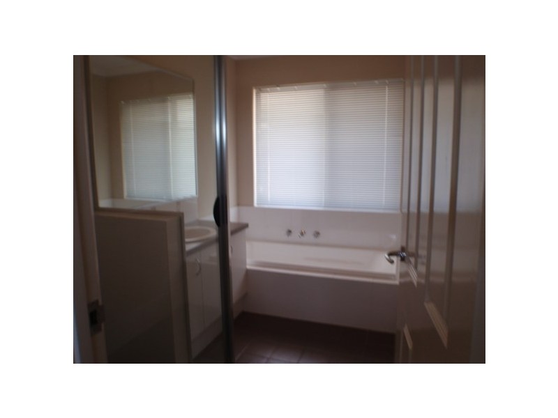 4c Nutley Street, Westminster WA 6061