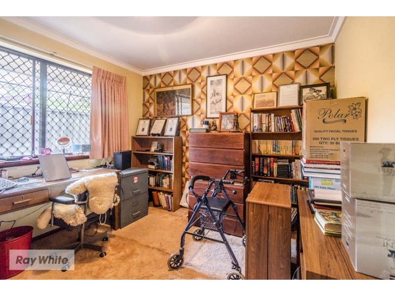 15 Gameson Way, Girrawheen WA 6064