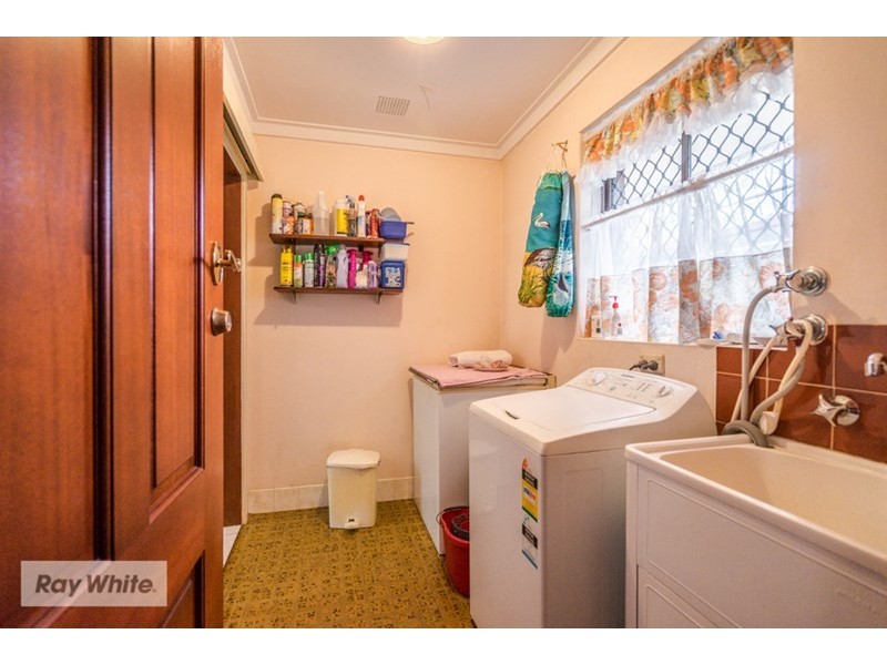 15 Gameson Way, Girrawheen WA 6064