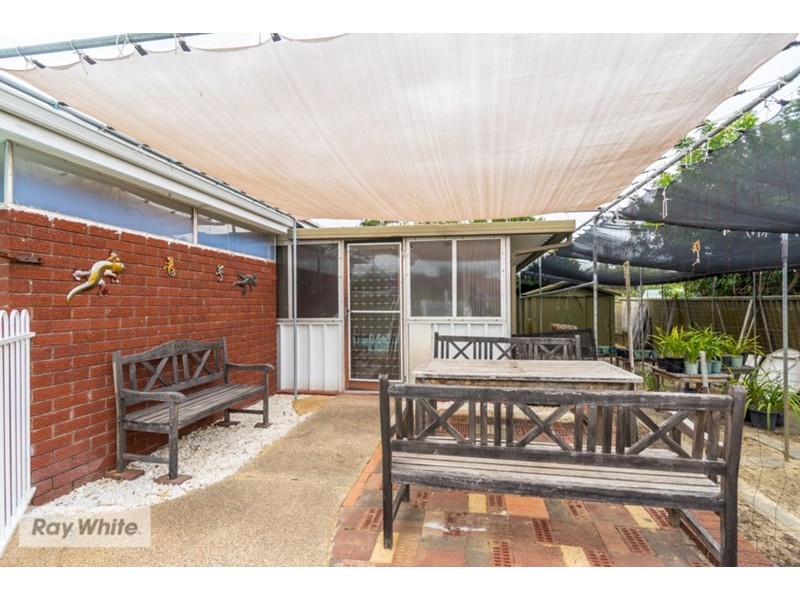 15 Gameson Way, Girrawheen WA 6064