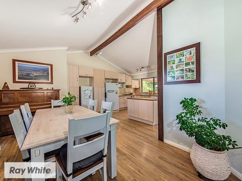 28 Brookland Crescent, Marangaroo WA 6064