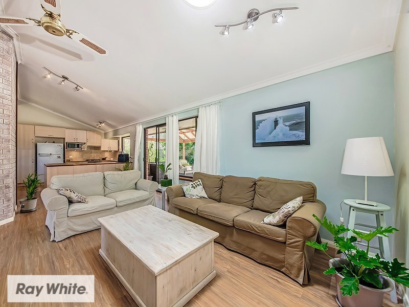 28 Brookland Crescent, Marangaroo WA 6064