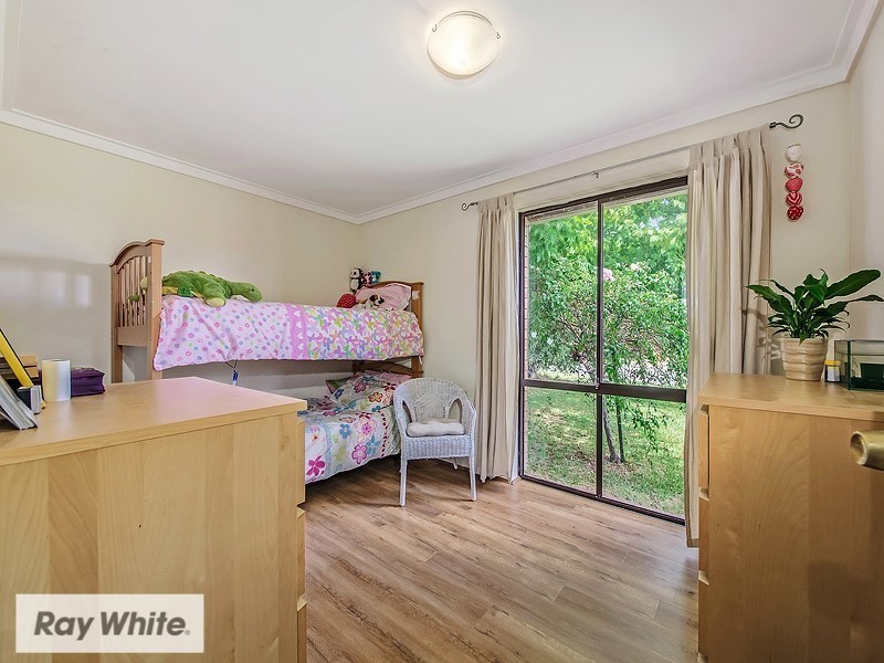 28 Brookland Crescent, Marangaroo WA 6064