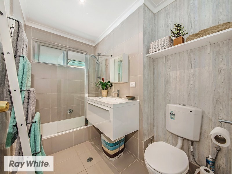 28 Brookland Crescent, Marangaroo WA 6064