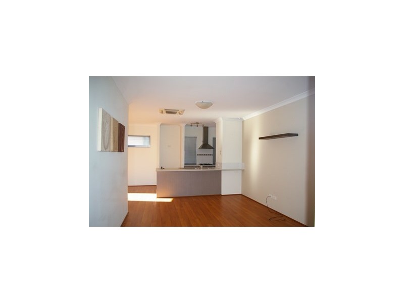 2D Modena Place, Balga WA 6061