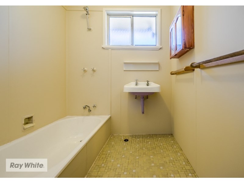 12 Gratwick Way, Koondoola WA 6064