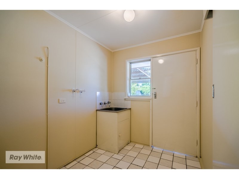 12 Gratwick Way, Koondoola WA 6064