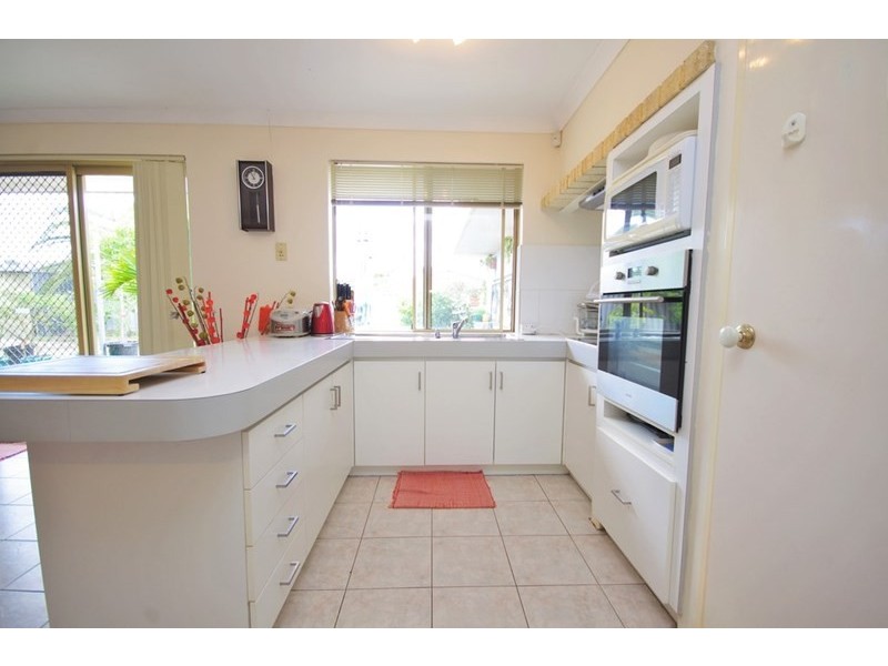 3 The Avenue, Alexander Heights WA 6064