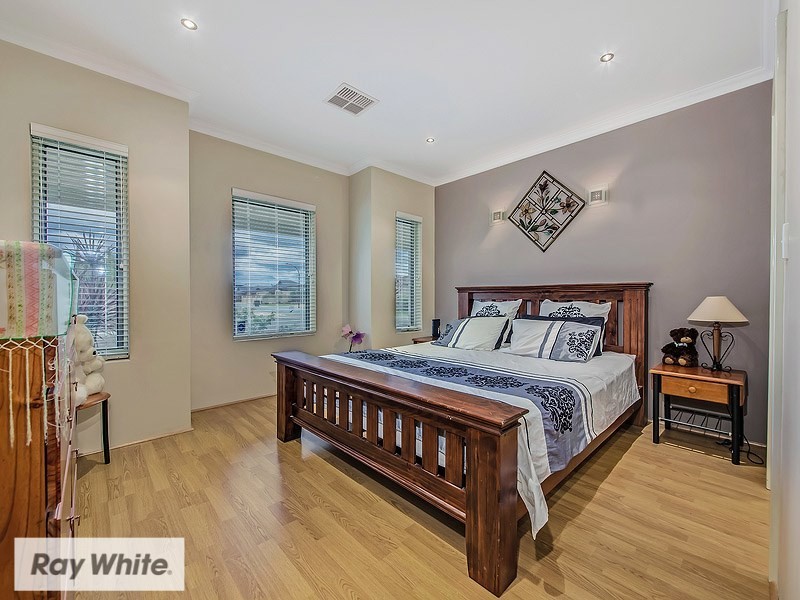 1 Glasson Way, Darch WA 6065