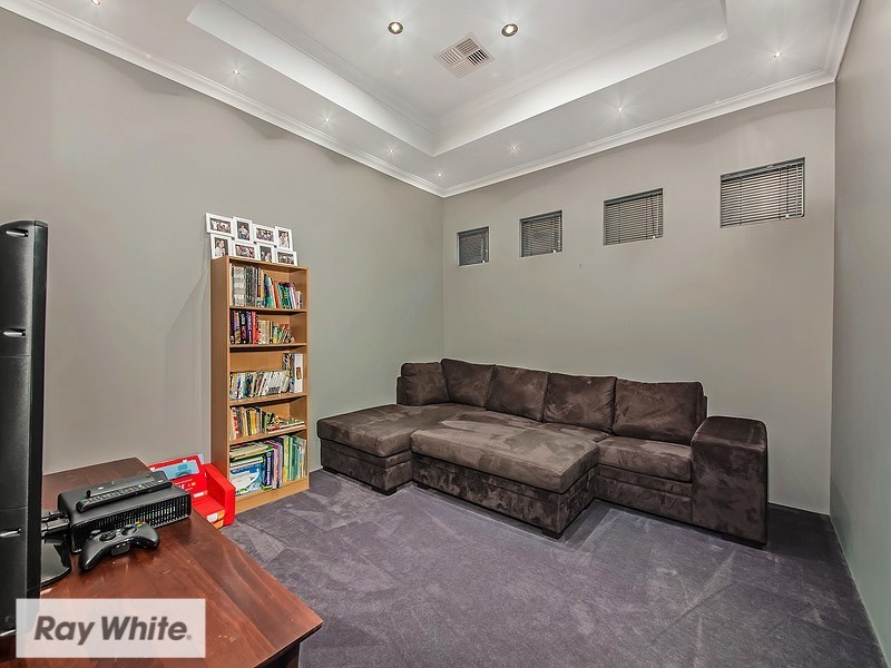 1 Glasson Way, Darch WA 6065