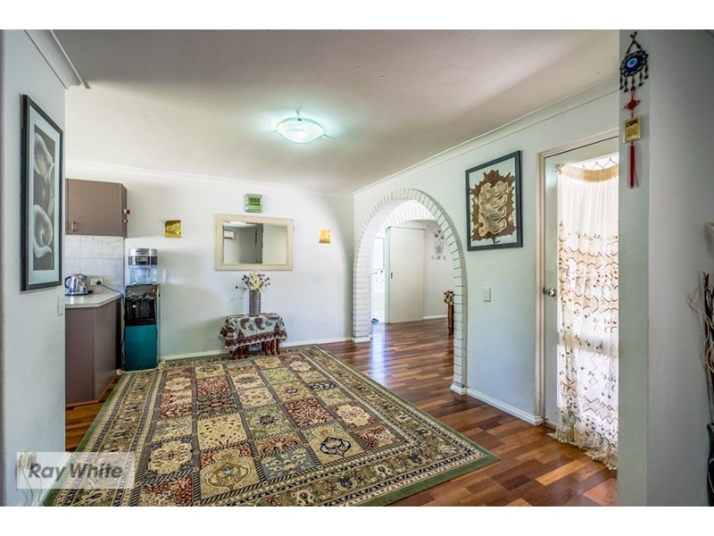 15 Pelham Way, Girrawheen WA 6064