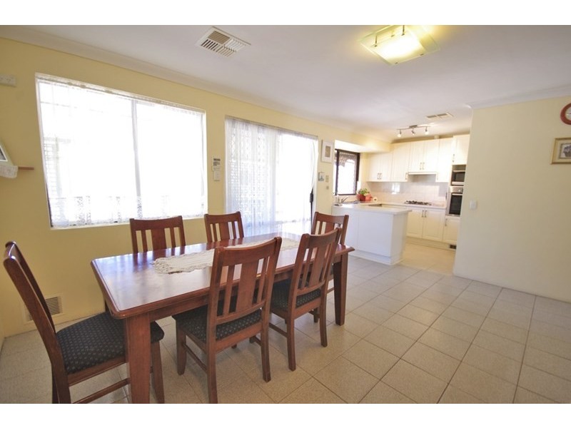 42 Farnesian Circle, Mirrabooka WA 6061