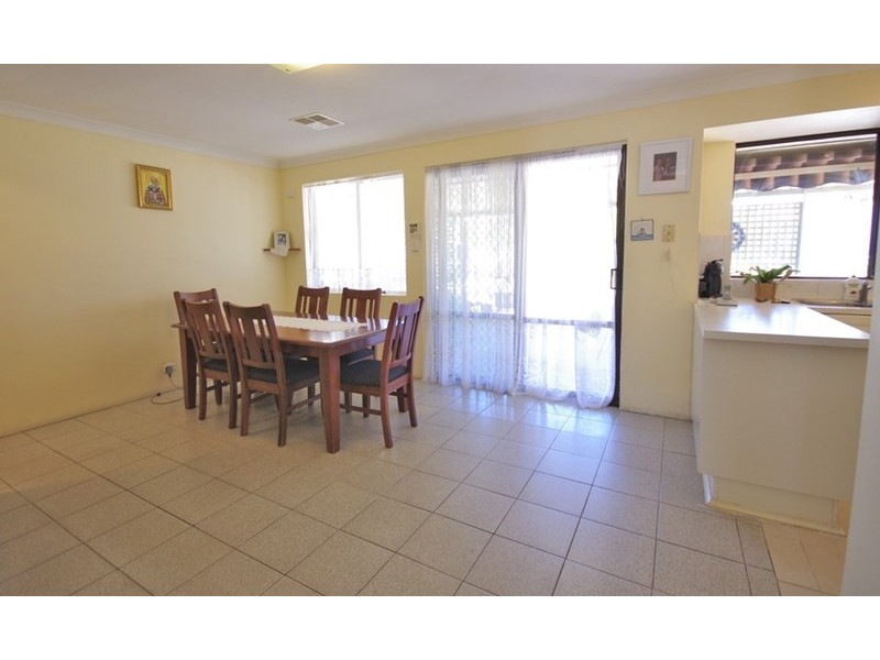 42 Farnesian Circle, Mirrabooka WA 6061