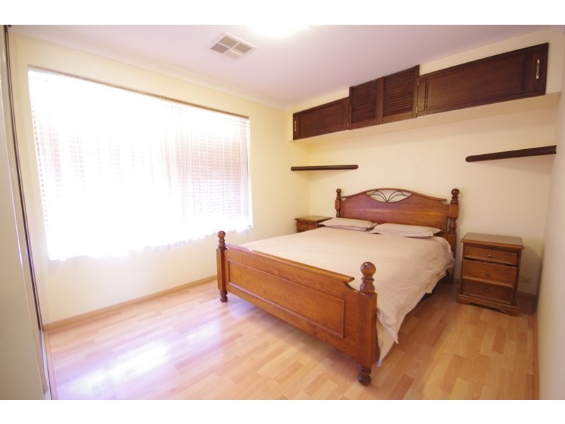 42 Farnesian Circle, Mirrabooka WA 6061