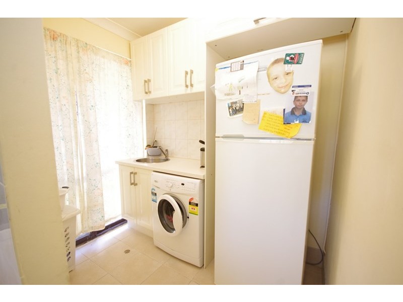 42 Farnesian Circle, Mirrabooka WA 6061