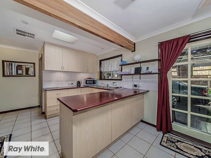 10 Henniker Way, Koondoola WA 6064