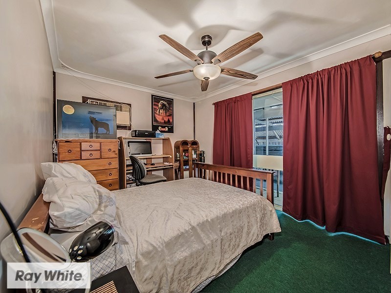 10 Henniker Way, Koondoola WA 6064