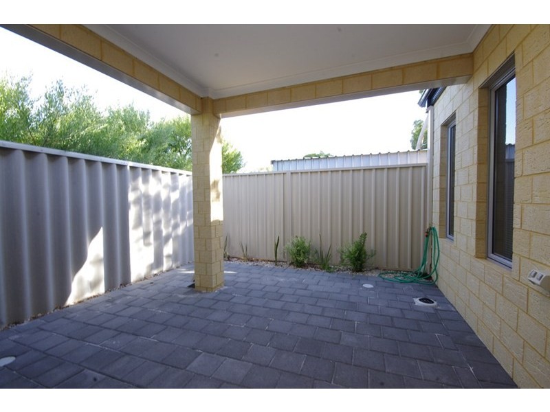 6b and 6c Fenwick Street, Balga WA 6061