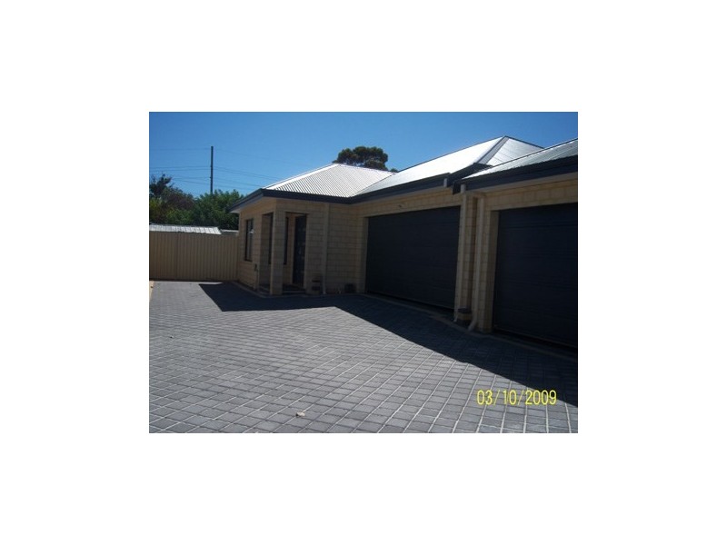 17c Findon Crescent, Westminster WA 6061