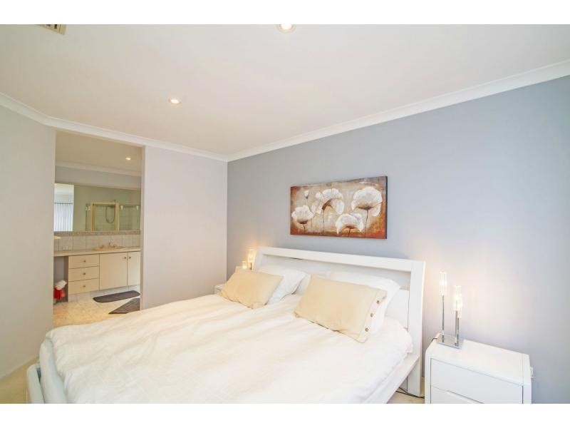 8 Asheville Parade, Landsdale WA 6065