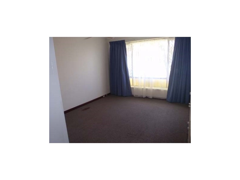 83 Rochester Circle, Balga WA 6061