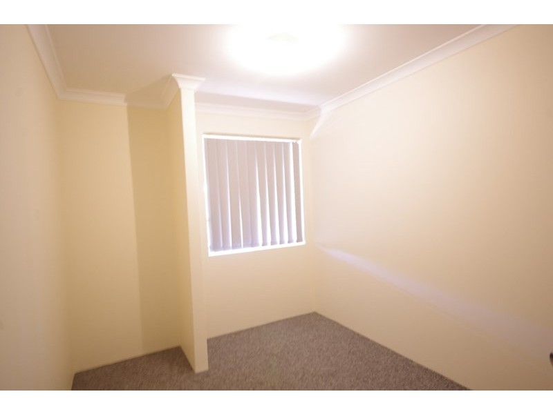 5 Lambourne Retreat, Mirrabooka WA 6061