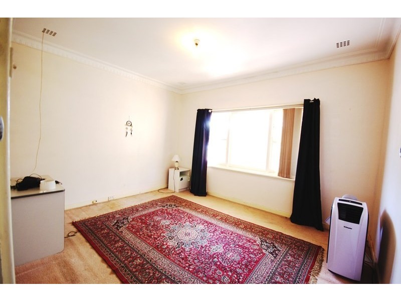 10 Nollamara Avenue, Nollamara WA 6061