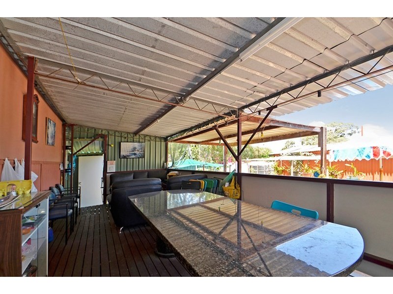 24 Rochford Way, Girrawheen WA 6064