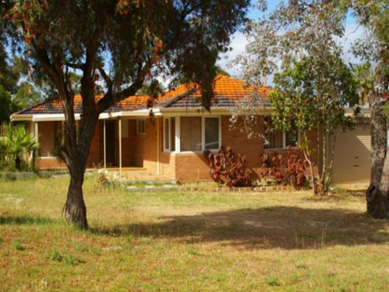 2 Kinley Place, Balga WA 6061