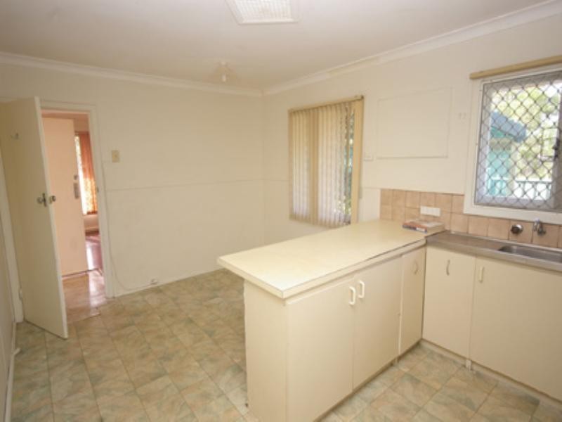 2 Kinley Place, Balga WA 6061