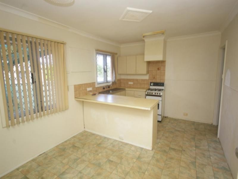 2 Kinley Place, Balga WA 6061