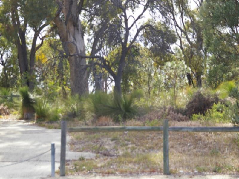 2 Kinley Place, Balga WA 6061