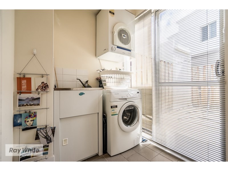 1/18 Brisbane Street, Perth WA 6000