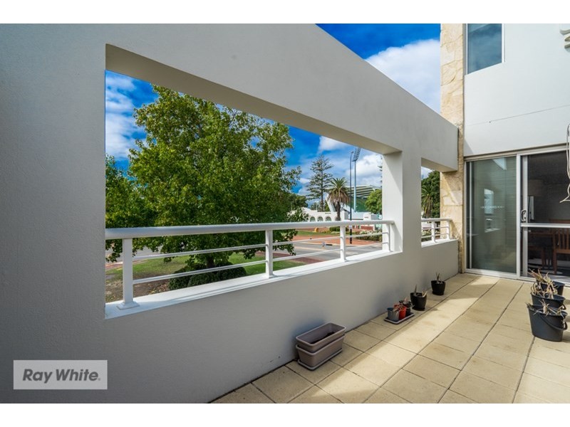 1/18 Brisbane Street, Perth WA 6000