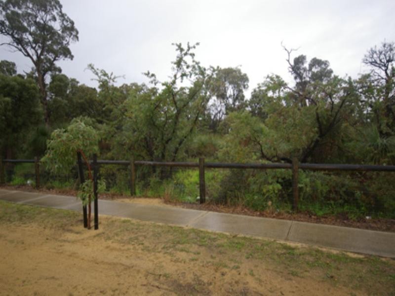 17 Maitland Road, Balga WA 6061