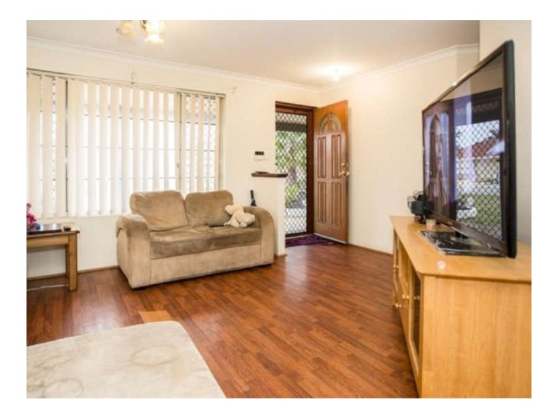 116 Hamelin Drive, Ballajura WA 6066