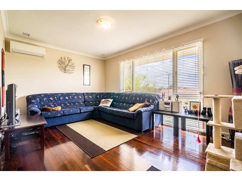24 Keeley Way, Girrawheen WA 6064