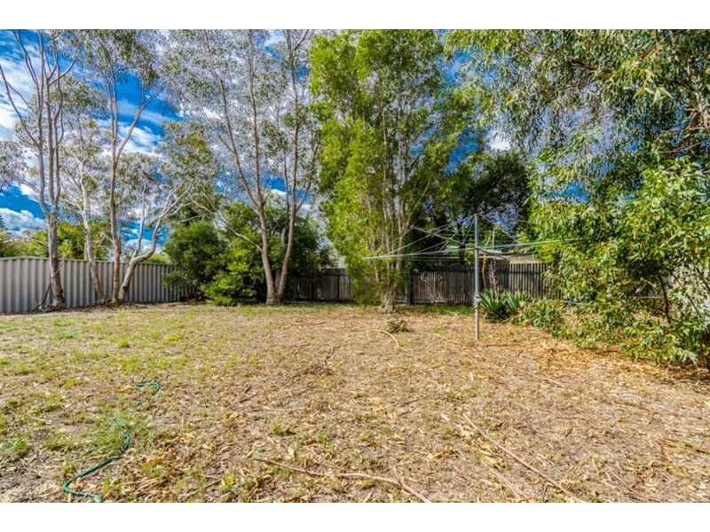 24 Keeley Way, Girrawheen WA 6064