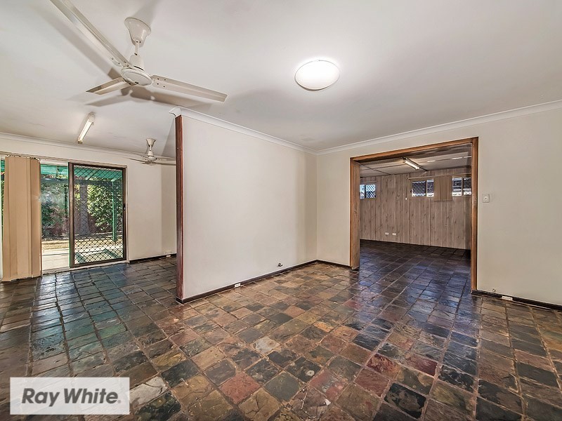 29 Girrawheen Avenue, Girrawheen WA 6064