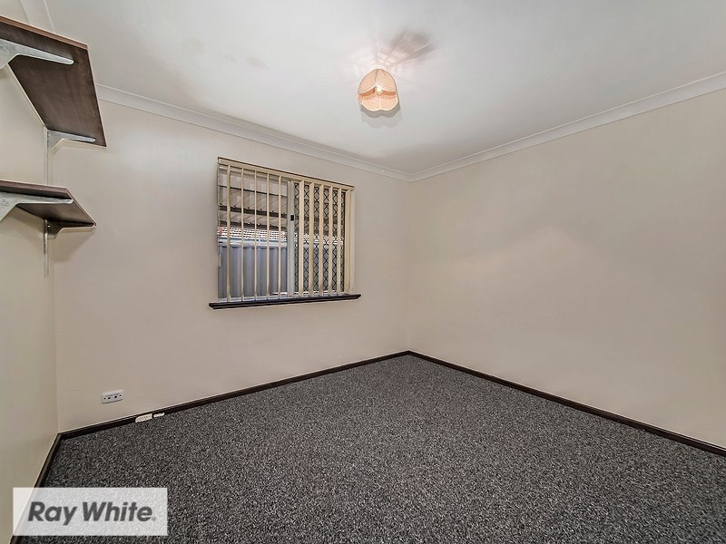 29 Girrawheen Avenue, Girrawheen WA 6064