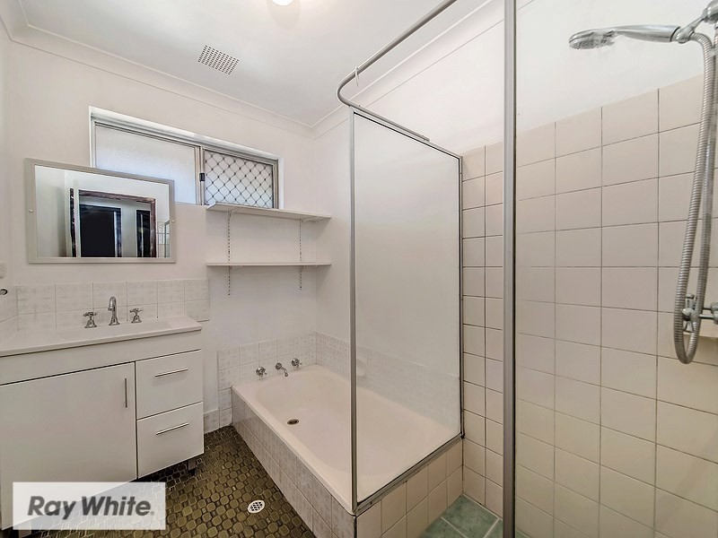 29 Girrawheen Avenue, Girrawheen WA 6064