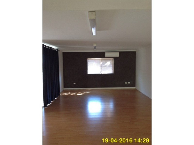 34 Elliot Road, Hocking WA 6065