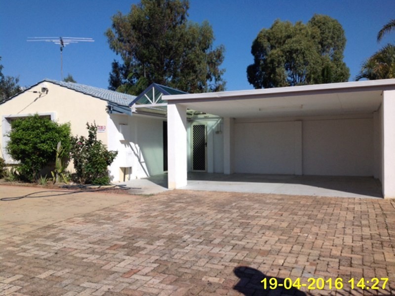 34 Elliot Road, Hocking WA 6065