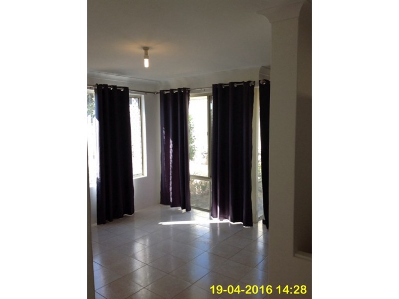 34 Elliot Road, Hocking WA 6065