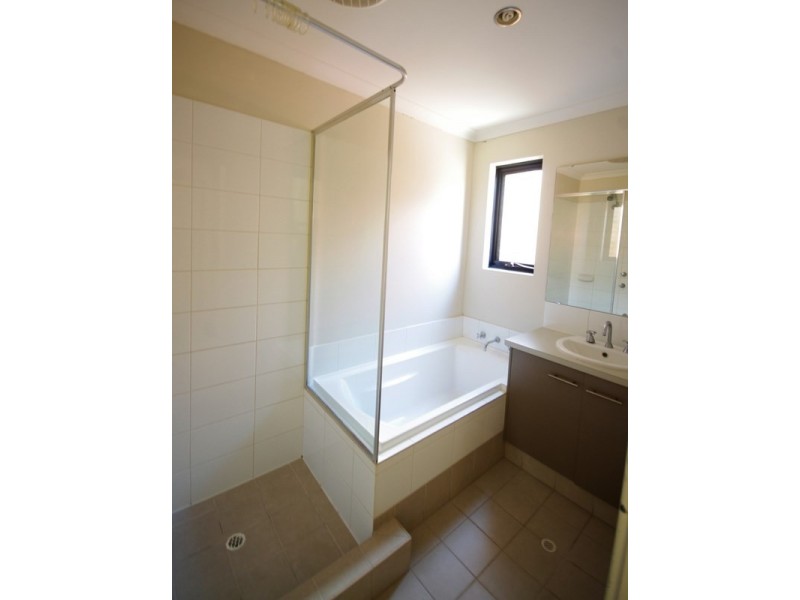 66 Esperanto Way, Westminster WA 6061