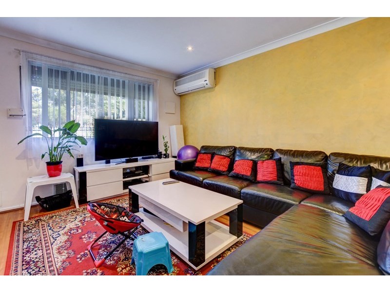 215 Ravenswood Drive, Westminster WA 6061